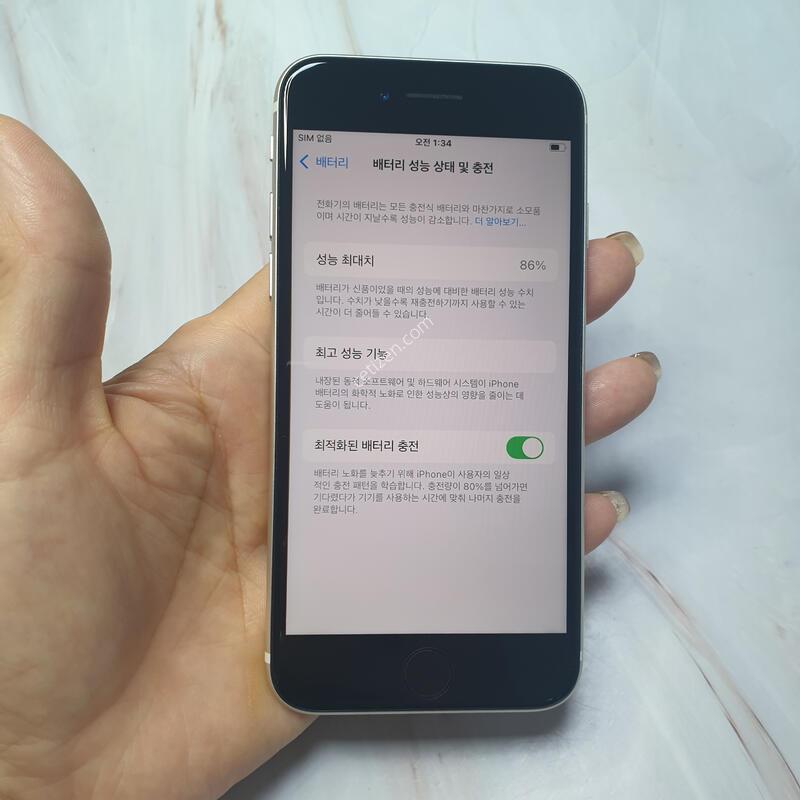 ������ SE3 ȭ��Ʈ 128G S�� �Ǹ��մϴ�