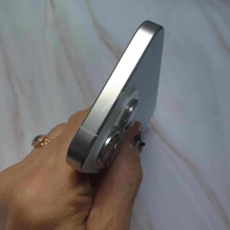 ������15���� ȭ��ƮƼŸ�� 256G A�� ������ �Ǹ��մϴ�
