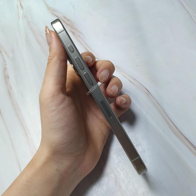 ������15���� ���߷�ƼŸ�� 256G A�� �Ǹ��մϴ�