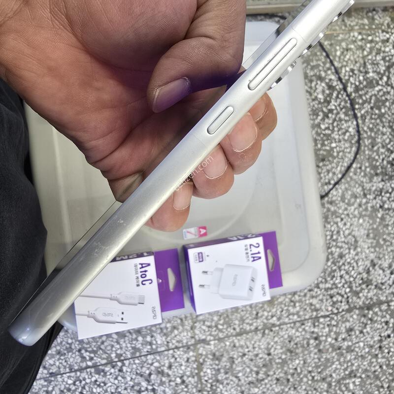 SK ����4(A546) 128G ȭ��Ʈ���� �������� ����� �˴ϴ�