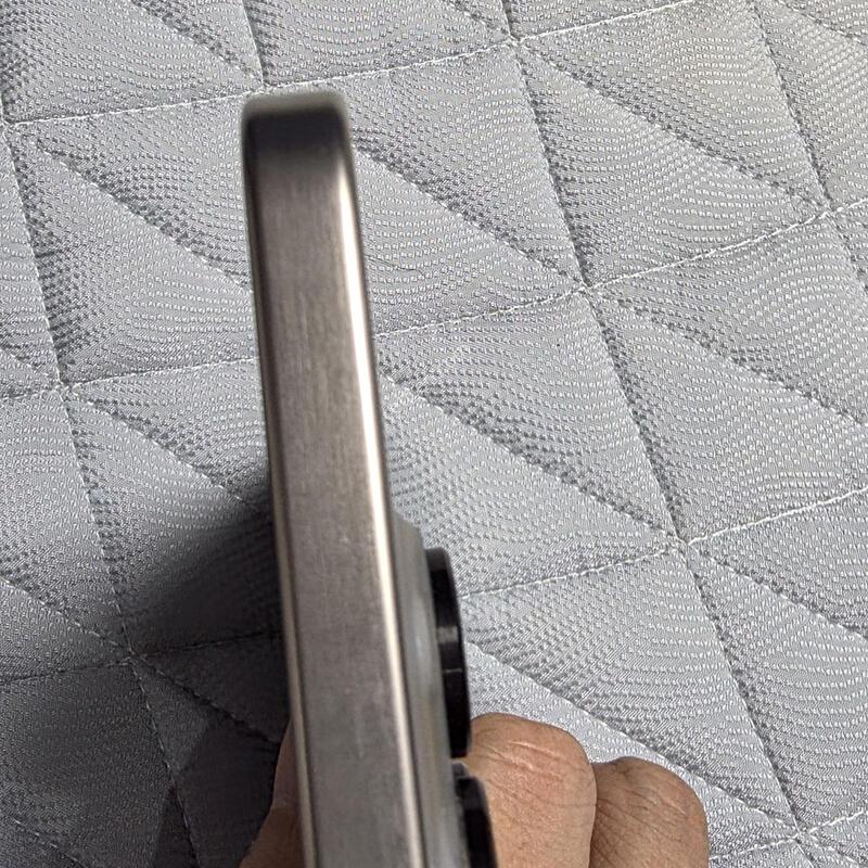 ������ 15 ���θƽ� 256G �Ǹ��մϴ�