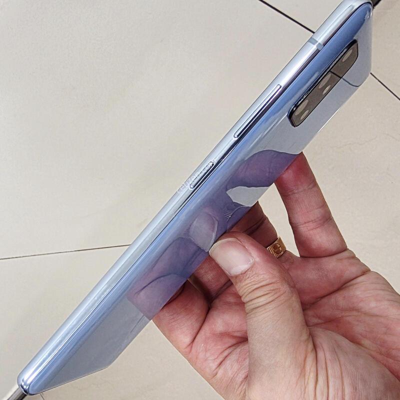 ������ ���� ����Ʈ���� 128GB ���� ������ ����� �Ǹ�