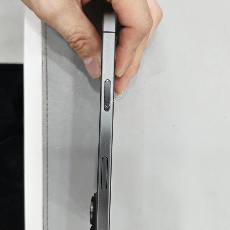 ������17-256GB ���͸�98% ���̽� �ʸ�����