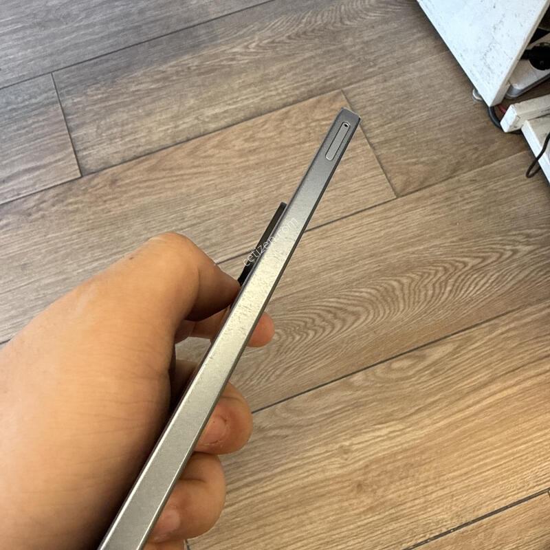 ���� 4