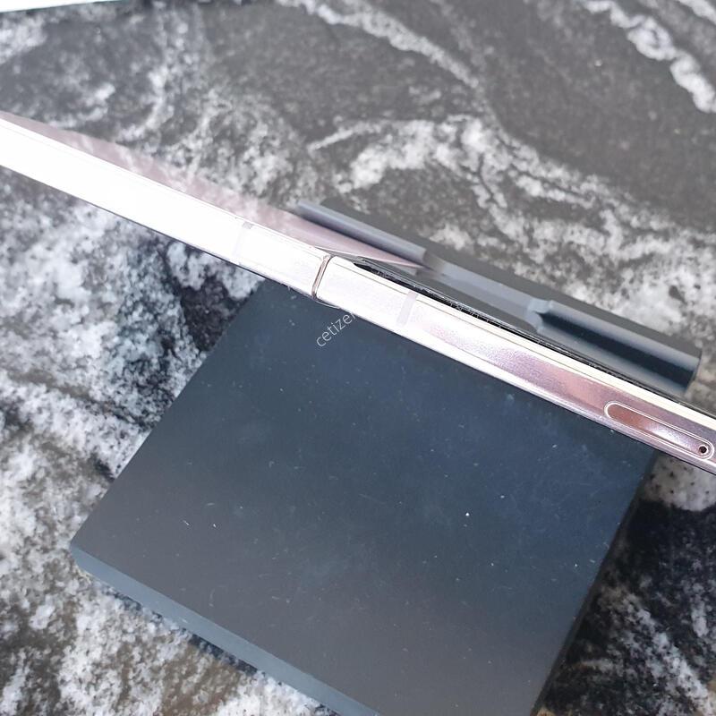 ������Z�ø�5 (F731N) ���� 256�Ⱑ (0897300)