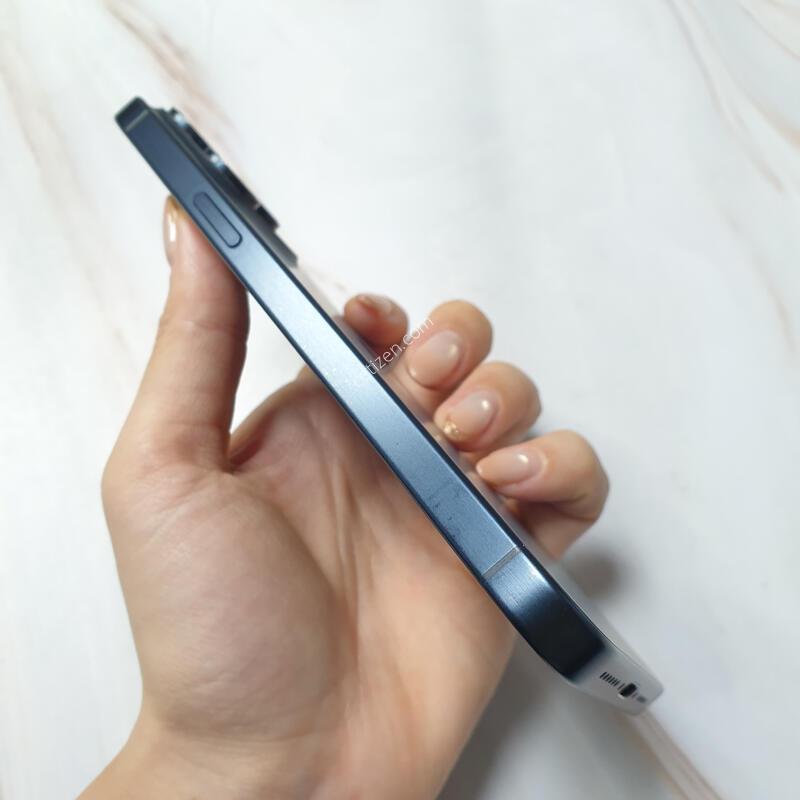 ������ 15���θƽ� ����ƼŸ�� 256G ������ �Ǹ��մϴ�