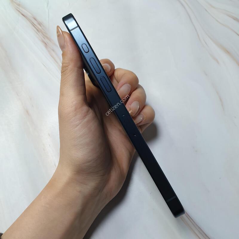 ������ 15���θƽ� ����ƼŸ�� 256G ������ �Ǹ��մϴ�