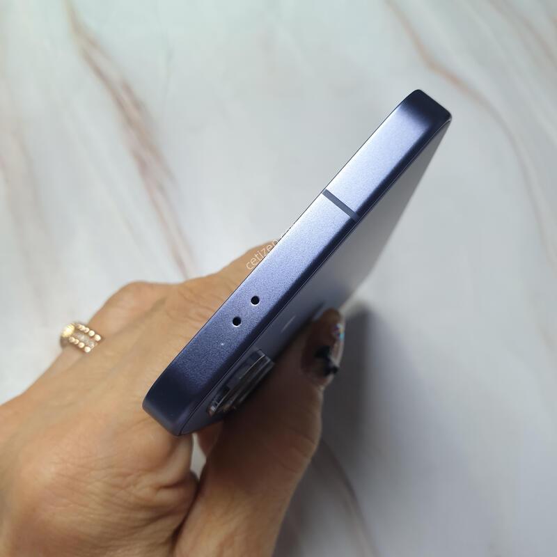 LG ������ S24 ���̿÷� 256G S�� �Ǹ��մϴ�