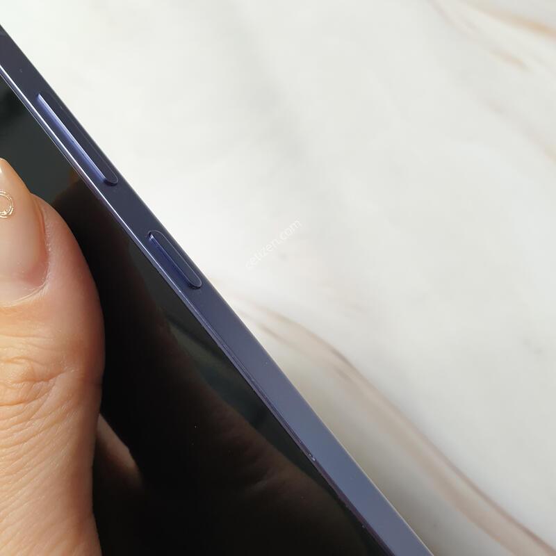 LG ������ S24 ���̿÷� 256G S�� �Ǹ��մϴ�