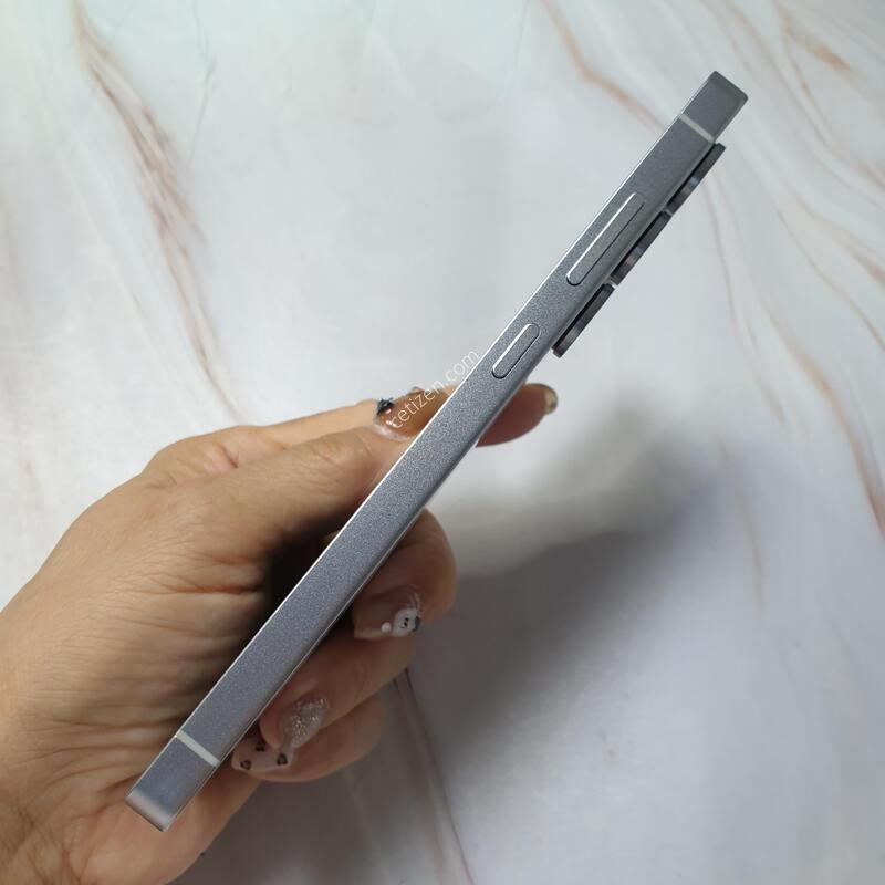 LG ������ S25��Ʈ�� ƼŸ��ȭ��Ʈ 256G S�� �Ǹ��մϴ�