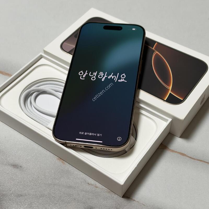 ������ 16���� ����ƮƼŸ�� 256GB