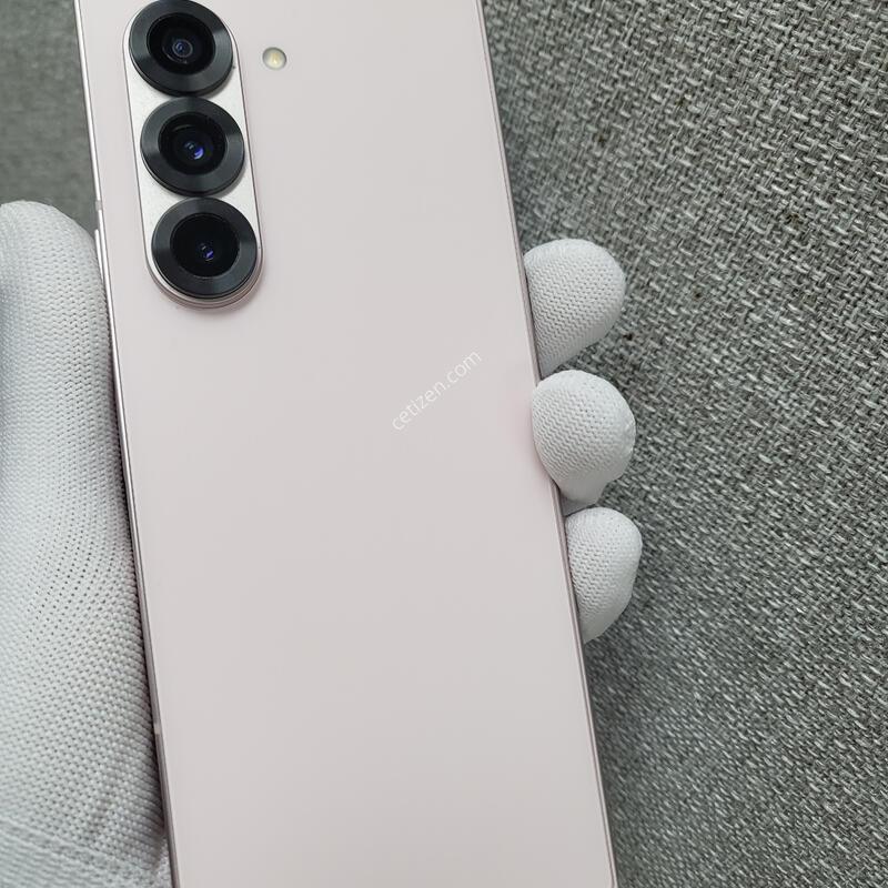 ZFOLD6