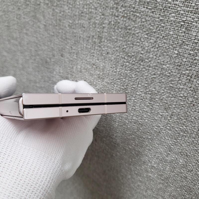ZFOLD6