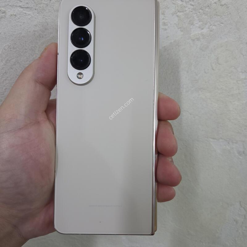 ����4