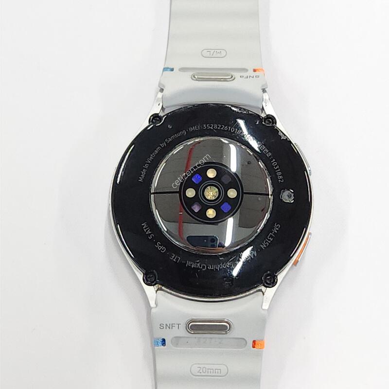 �����ÿ�ġ7 44mm ���ܻ� ȭ��Ʈ 63571