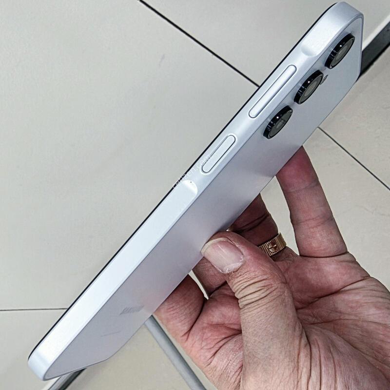 ������ ����3  ����Ʈ���� 128GB ������Ǹ�