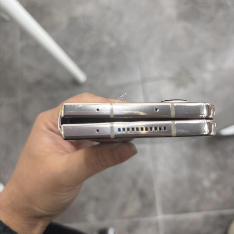 ������ ����4