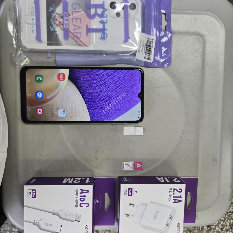 KT ���� (A326) 128G ȭ��Ʈ ����� �˴ϴ�