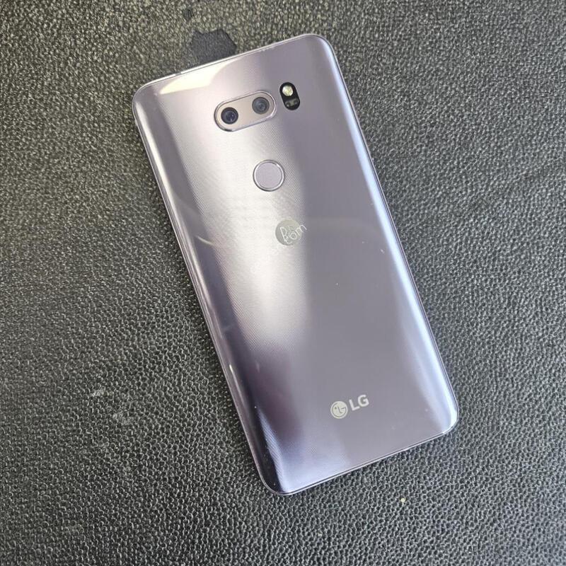 ������ ����V30S �������� �ܸ��� �߰���