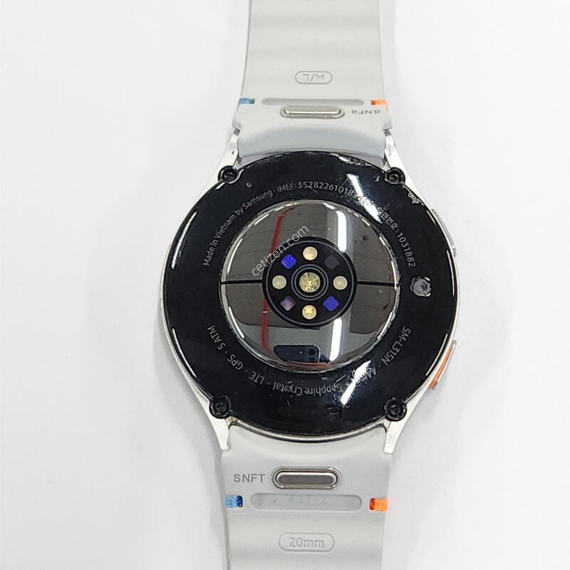 �����ÿ�ġ7 44mm ���ܻ� ȭ��Ʈ 63571