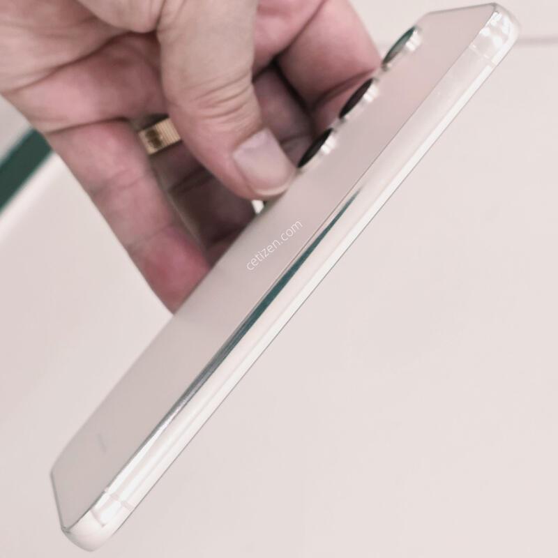 ������ S23 ũ���� 256GB ���� ������ �� �Ǹ�