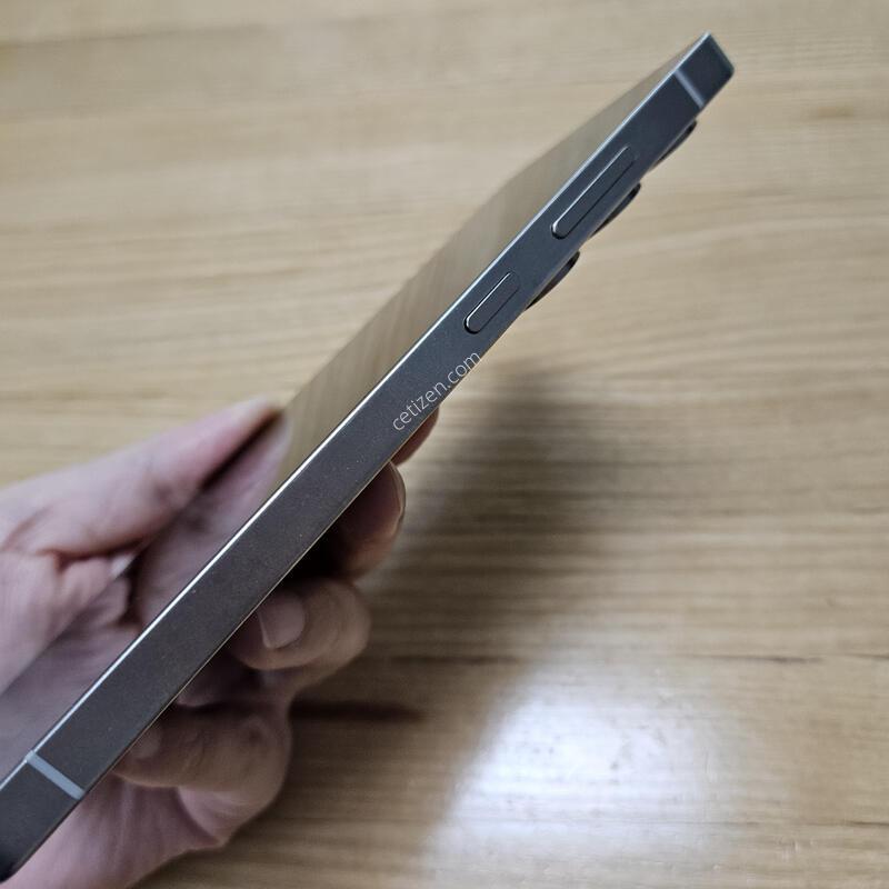 �Ｚ ������ S25 ��Ʈ�� ƼŸ������ 512G