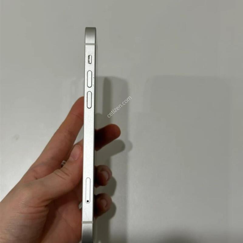 ������12 256 GB ȭ��Ʈ