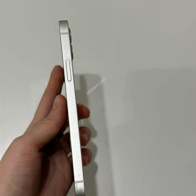 ������12 256 GB ȭ��Ʈ