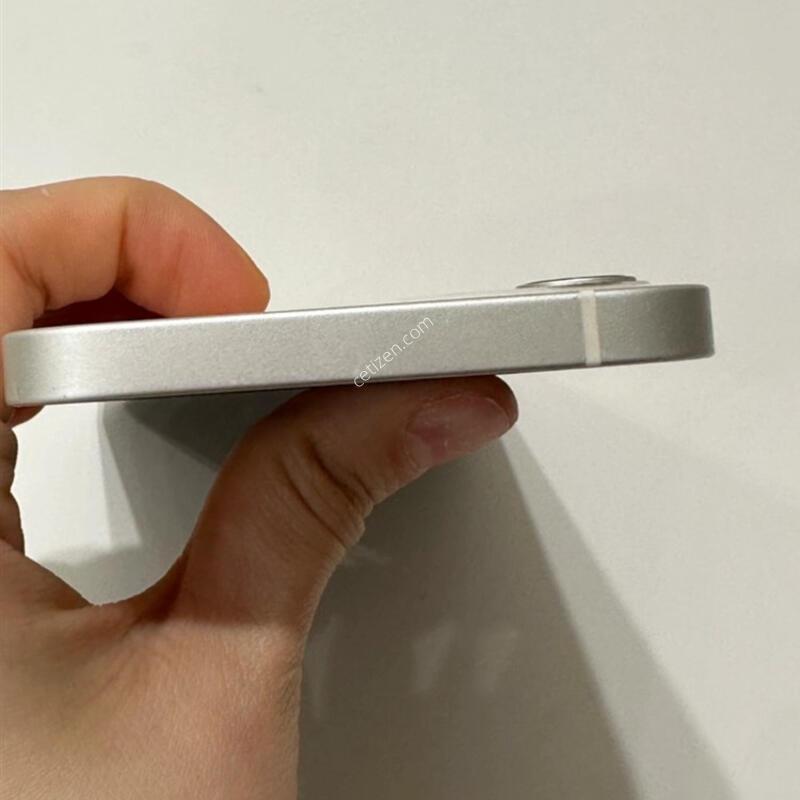 ������12 256 GB ȭ��Ʈ