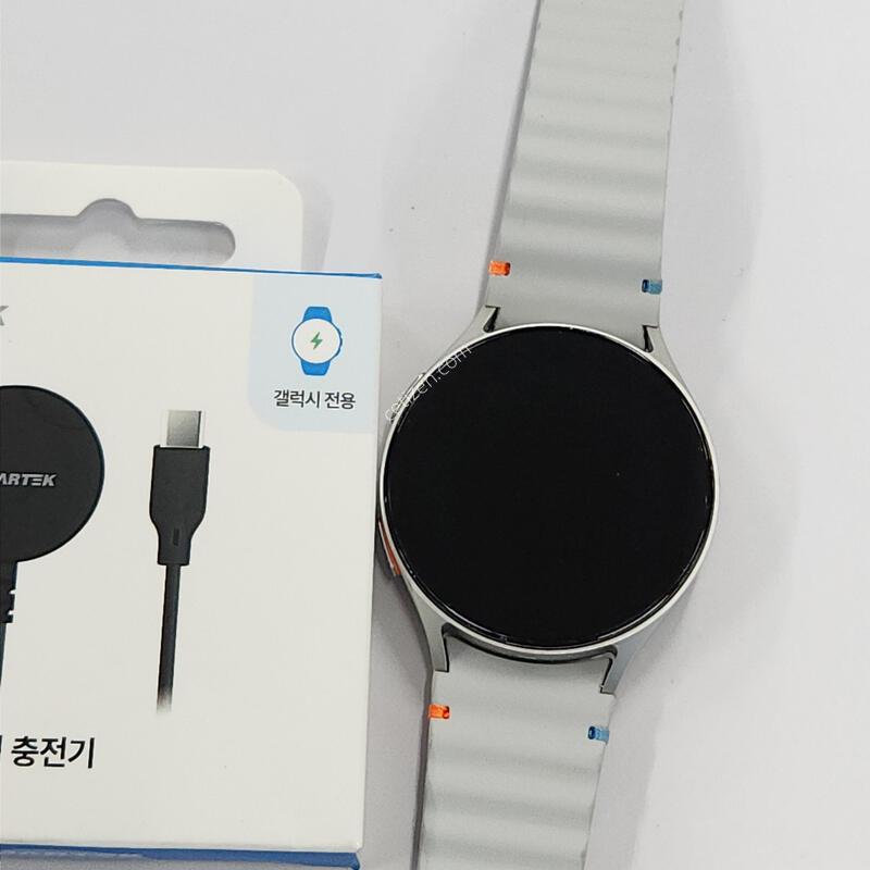 �����ÿ�ġ7 44mm ���ܻ� ȭ��Ʈ 63571