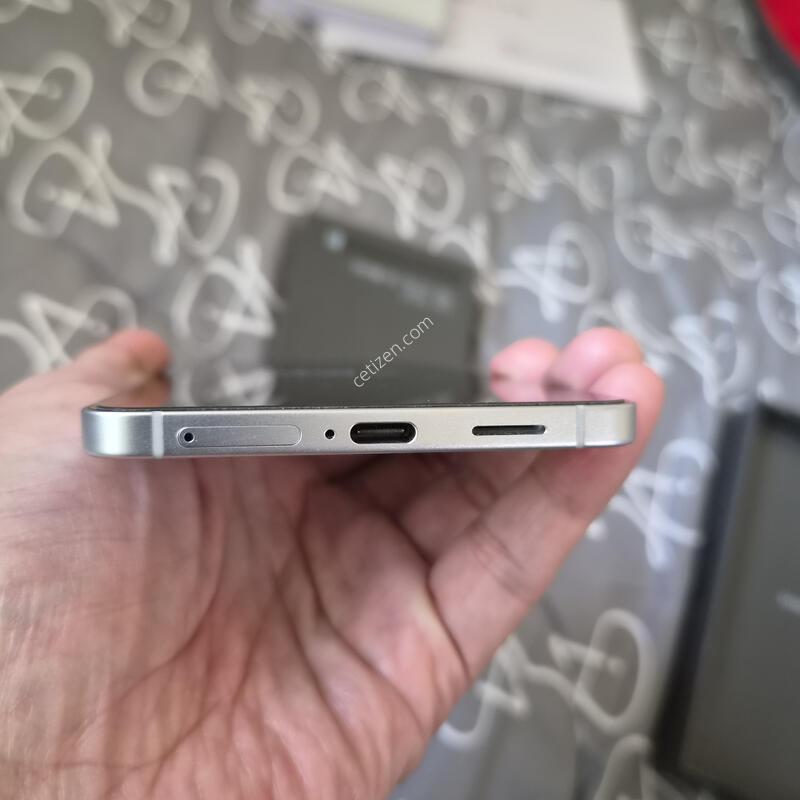 ������ S25 ���� ���̽����� 512 Ư�� Ǯ�ڽ�