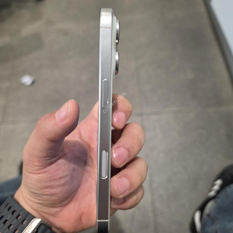 16����_512GB�Ǹ�