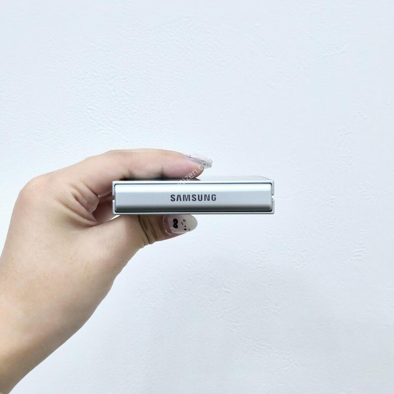 ������Z�ø�6 256GB