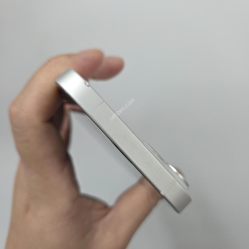 ������14 128GB ȭ��Ʈ