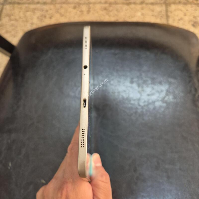 T715