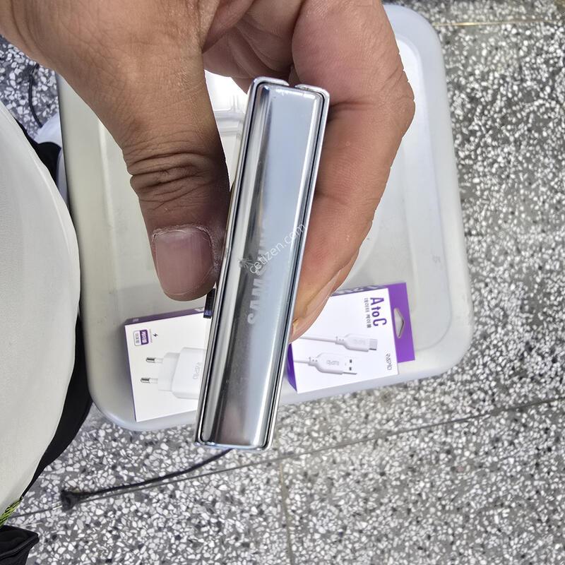 SK �ø�5 256G ��Ʈ���� �������� �� ����Ѱ���� �˴ϴ�
