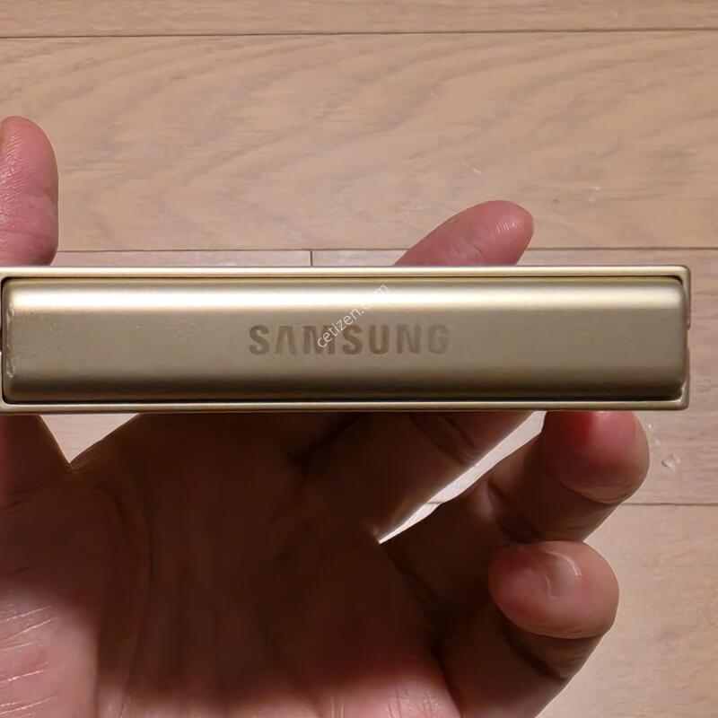 Z�ø�6 256GB ���ο� ����������