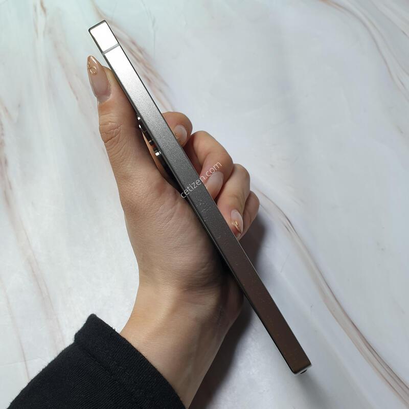 SK ������ S25��Ʈ�� ƼŸ������ 256G S�� �Ǹ��մϴ�