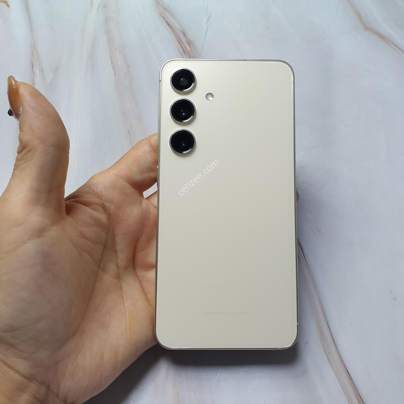 SK ������ S24 ���ο� 256G S�� �Ǹ��մϴ�