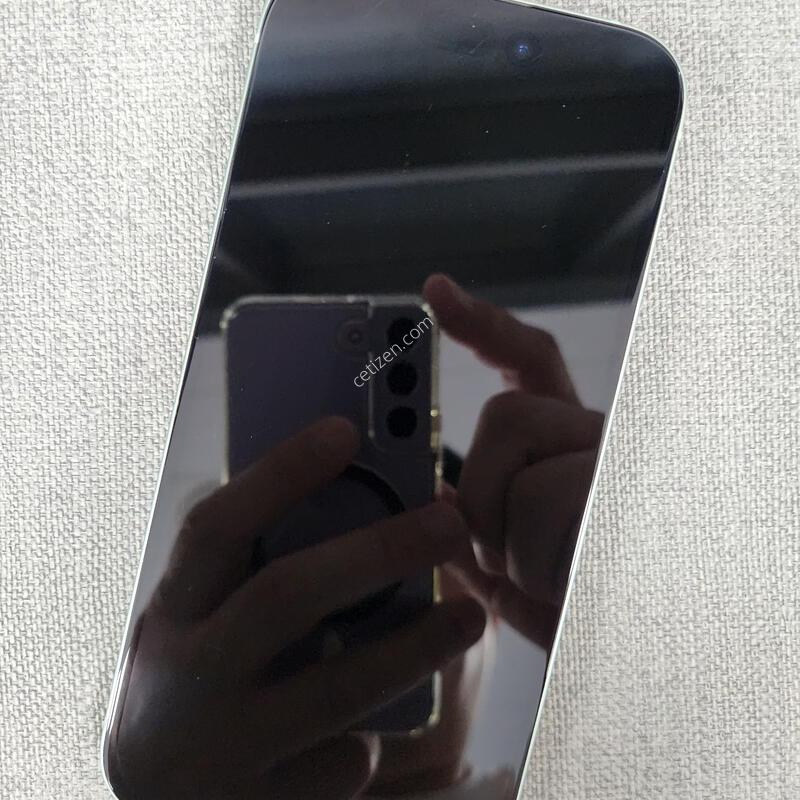 ������ 15 128G �Ǹ��մϴ�