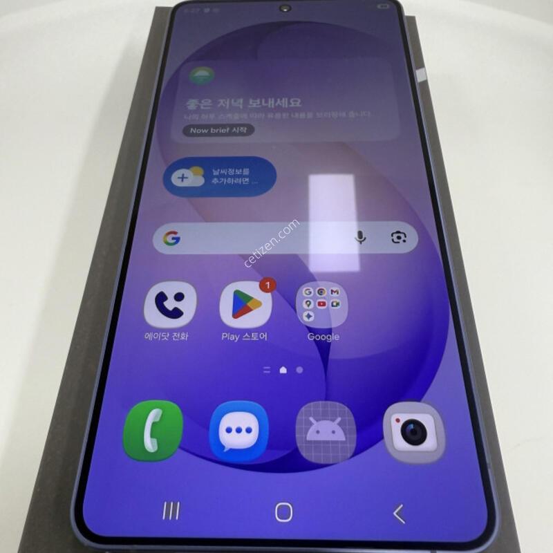 ������S26��Ʈ��512GB �ڹ�Ʈ���̿÷� �Ǹ��մϴ�.