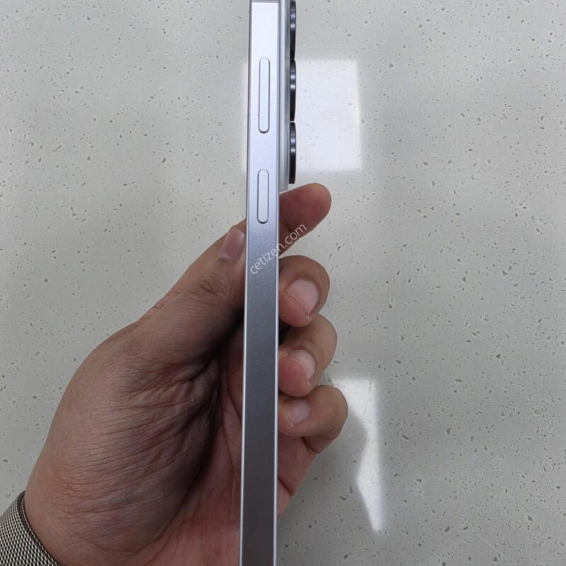 ������S26��Ʈ�� 512GB �Ǹ��մϴ�