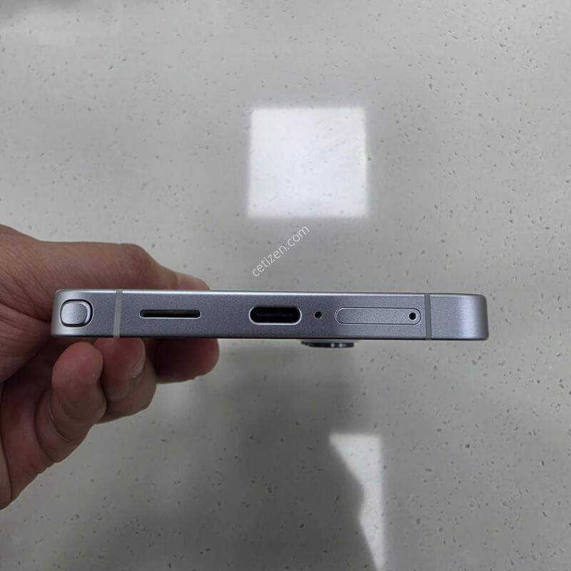 ������S26��Ʈ�� 512GB �Ǹ��մϴ�