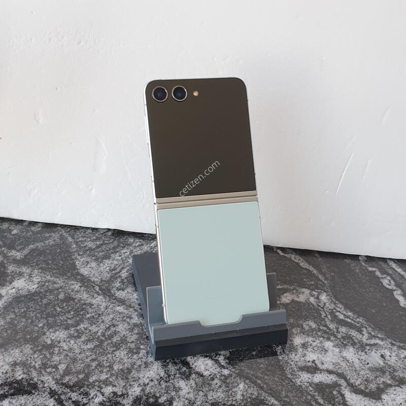SK ������Z�ø�5 (F731N) ��Ʈ 512�Ⱑ (0251520)
