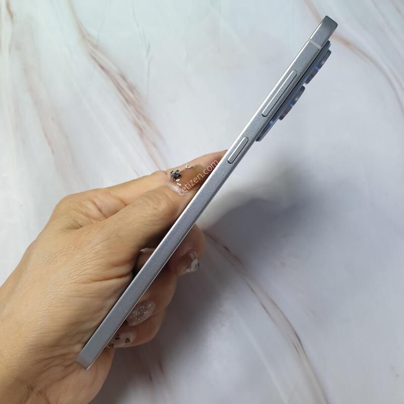 KT ������ S25���� ���� 256G S�� �Ǹ��մϴ�