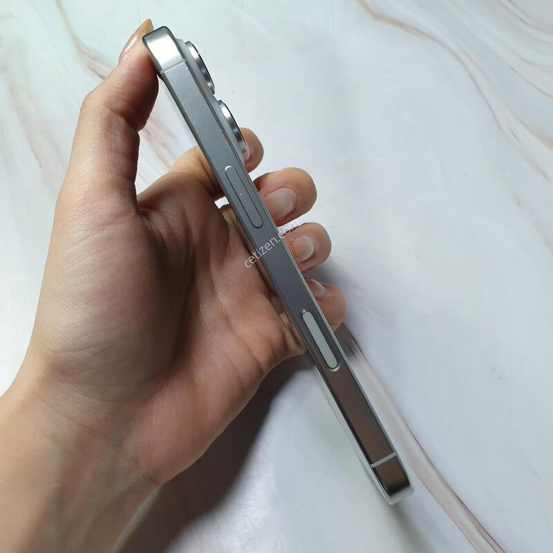 ������16���� ȭ��ƮƼŸ�� 256G ������ �Ǹ��մϴ�