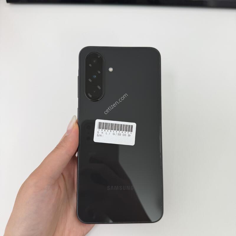 ������A36 ���� 128GB