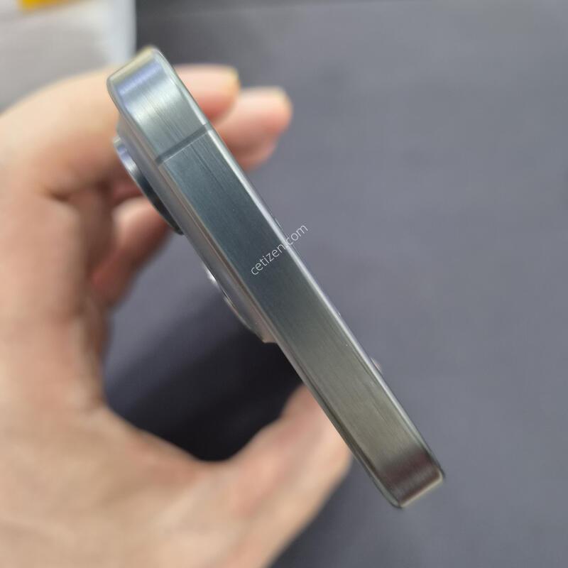 ������15���� 256G ���� ���͸�86%