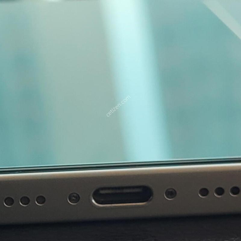 ������16e 128GB ȭ��Ʈ �Ǹ��մϴ�.