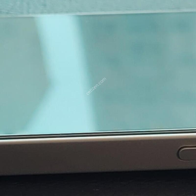 ������16e 128GB ȭ��Ʈ �Ǹ��մϴ�.